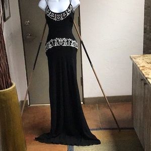 ❌❌ SOLD ❌❌Black Full Length Formal Evening Dress